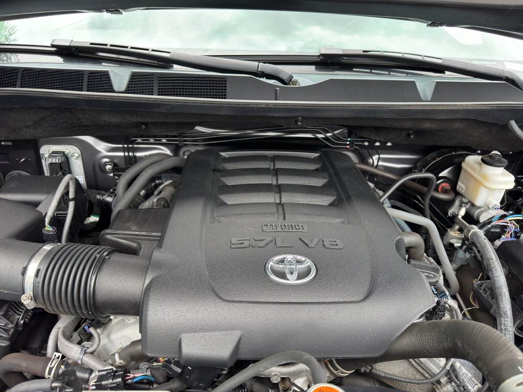 Used 2019 Toyota Tundra SR5 w/ SR5 Upgrade Package AWD/4WD image 20