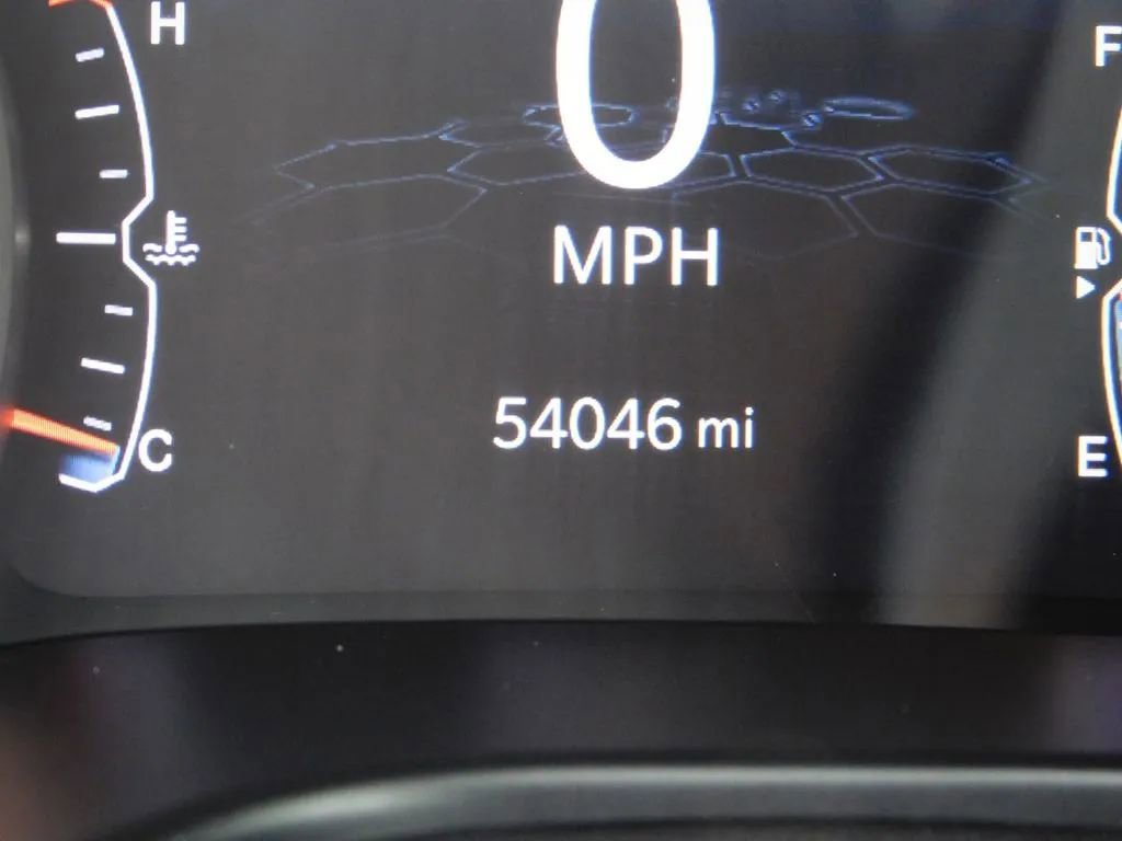 Used 2023 Jeep Compass Limited image 24