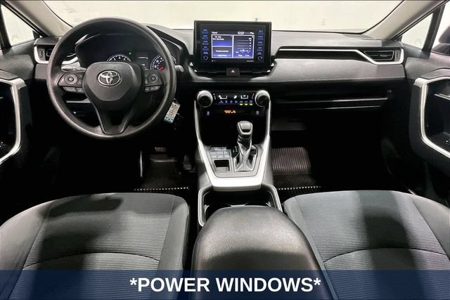 Used 2020 Toyota RAV4 LE AWD/4WD image 10