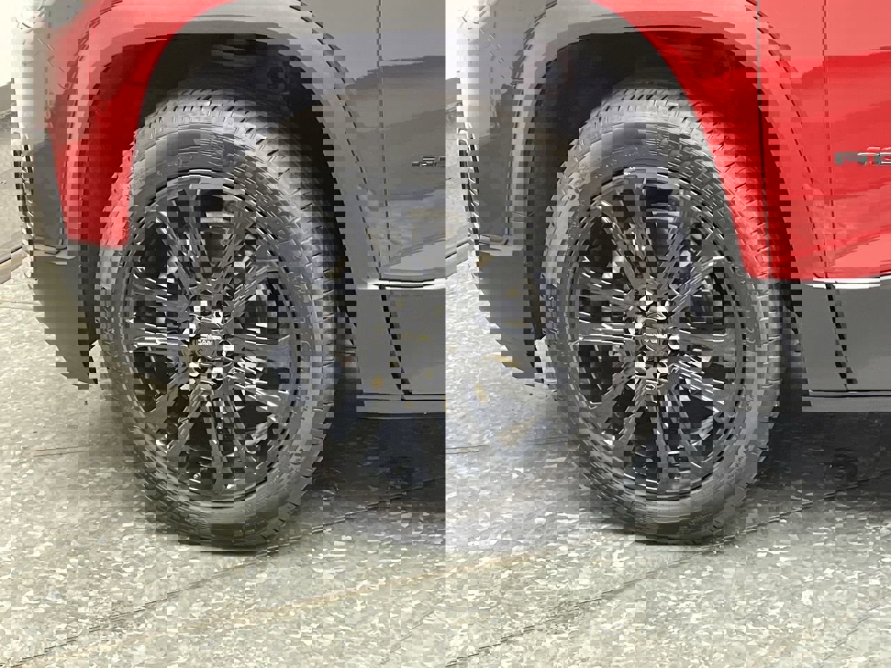 Certified 2023 GMC Acadia SLE w/ Driver Convenience Package image 36