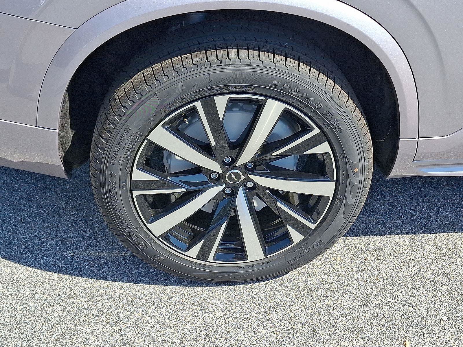 New 2026 Volvo XC90 B5 Core w/ Protection Package Premier AWD/4WD image 5