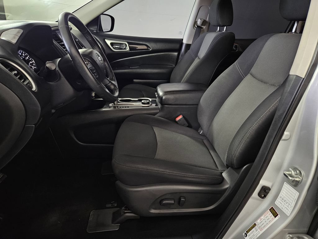 Used 2020 Nissan Pathfinder SV AWD/4WD image 20