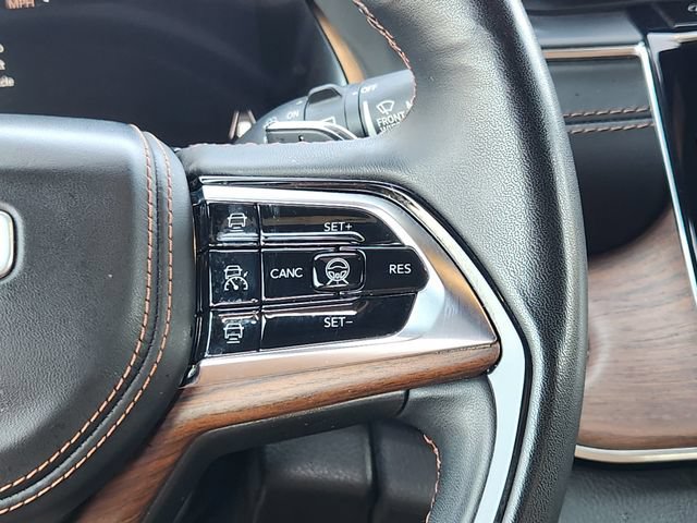 Certified 2022 Jeep Grand Cherokee Summit w/ Adv Protech Group IV RWD image 28