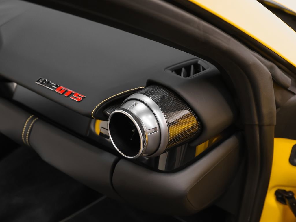 Certified 2021 Ferrari 812 GTS image 32