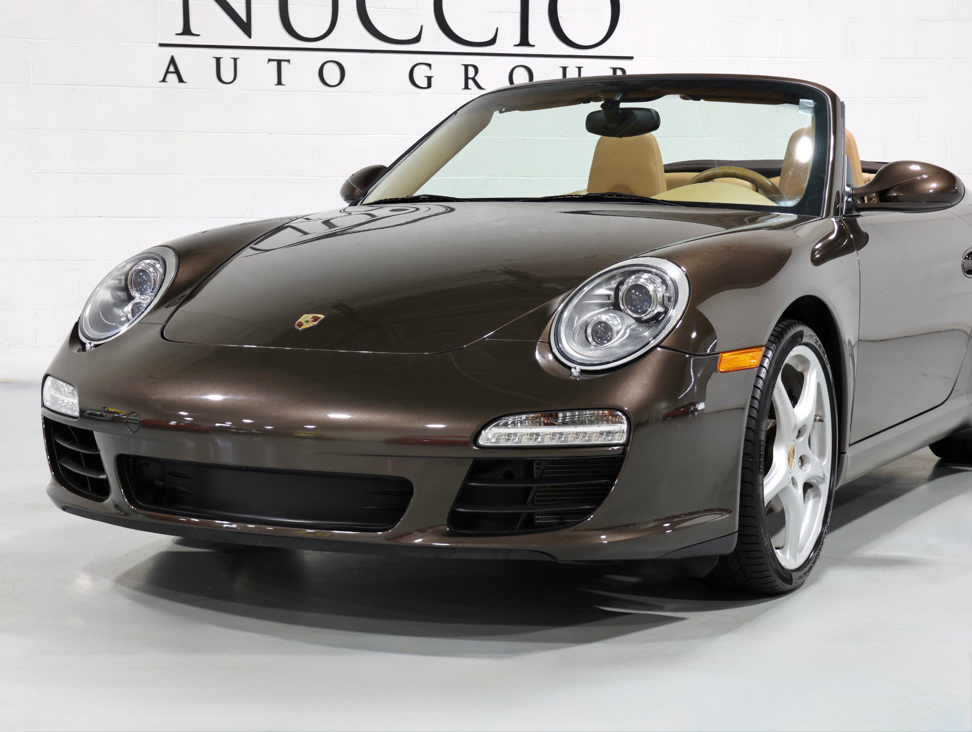 Used 2011 Porsche 911 Cabriolet image 51
