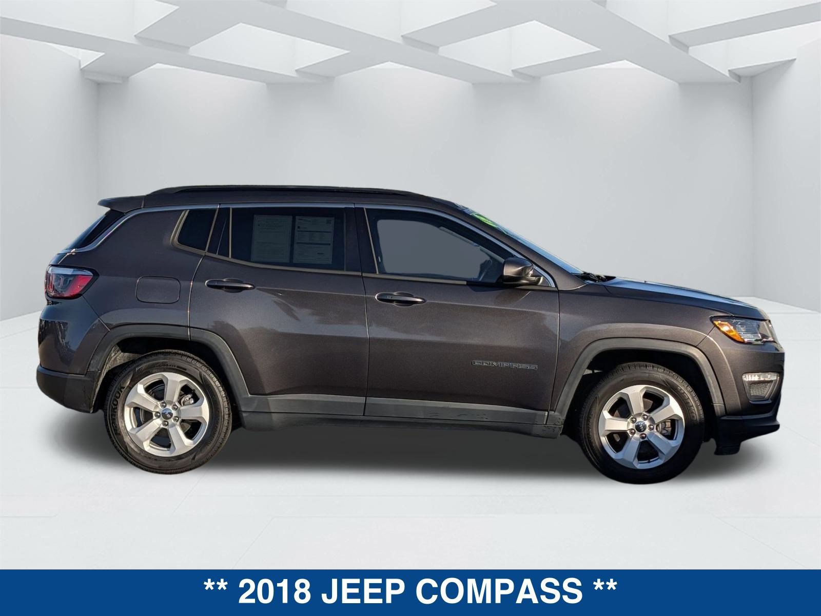Used 2018 Jeep Compass Latitude w/ Popular Equipment Group image 3