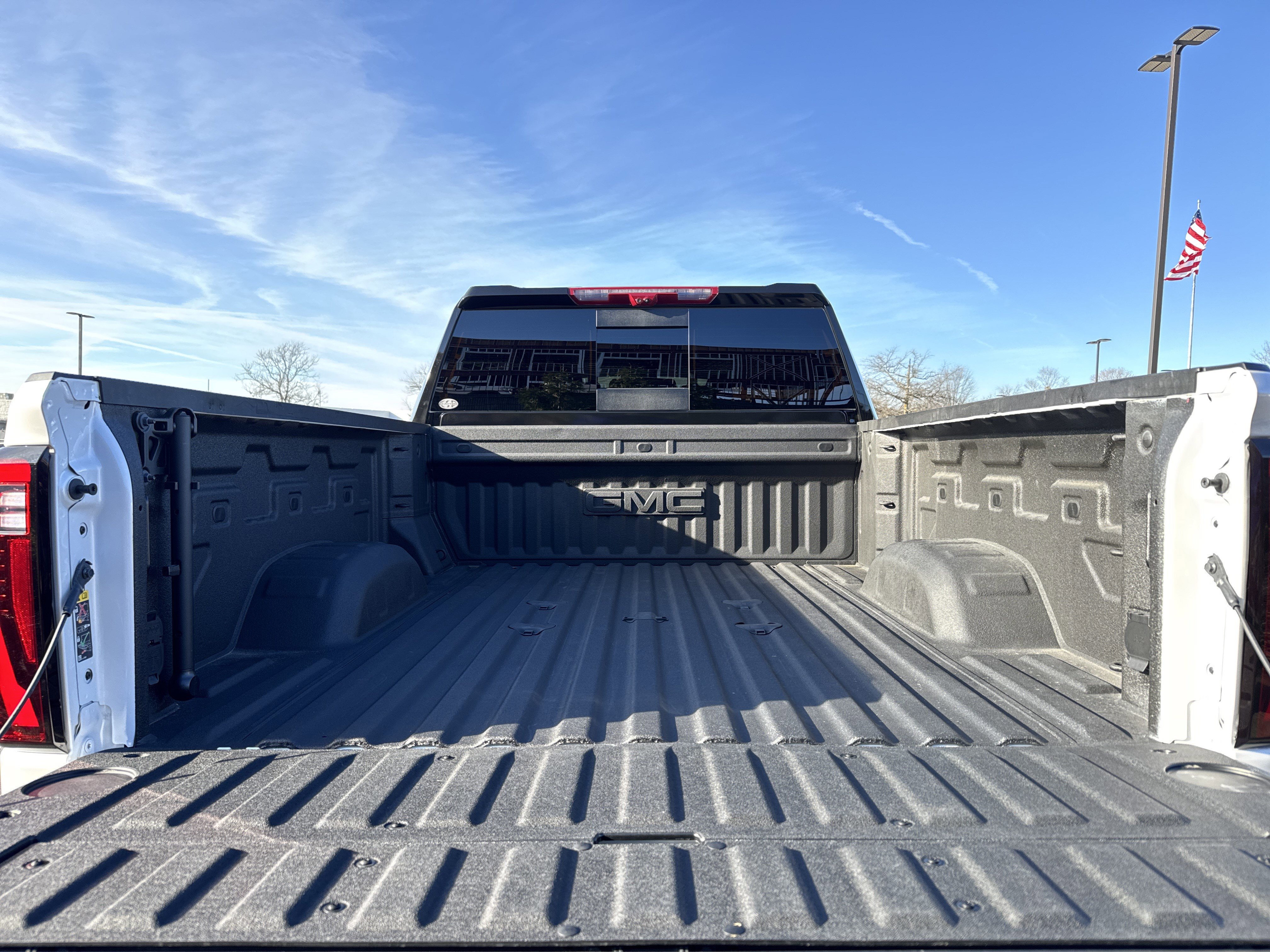 Used 2025 GMC Sierra 2500 Denali w/ Denali Reserve Package image 33