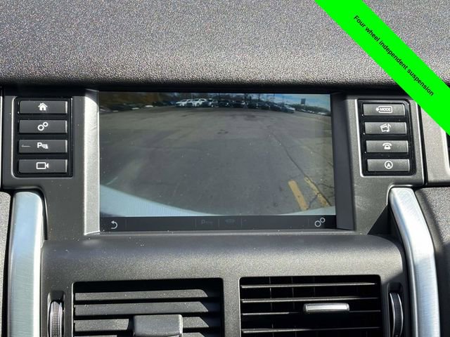 Used 2016 Land Rover Discovery Sport HSE image 19