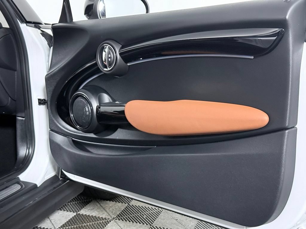 Used 2024 MINI Cooper S FWD image 30
