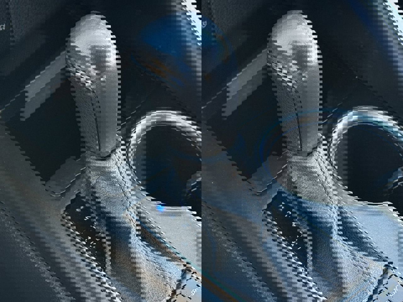 Used 2024 Toyota Camry SE image 17