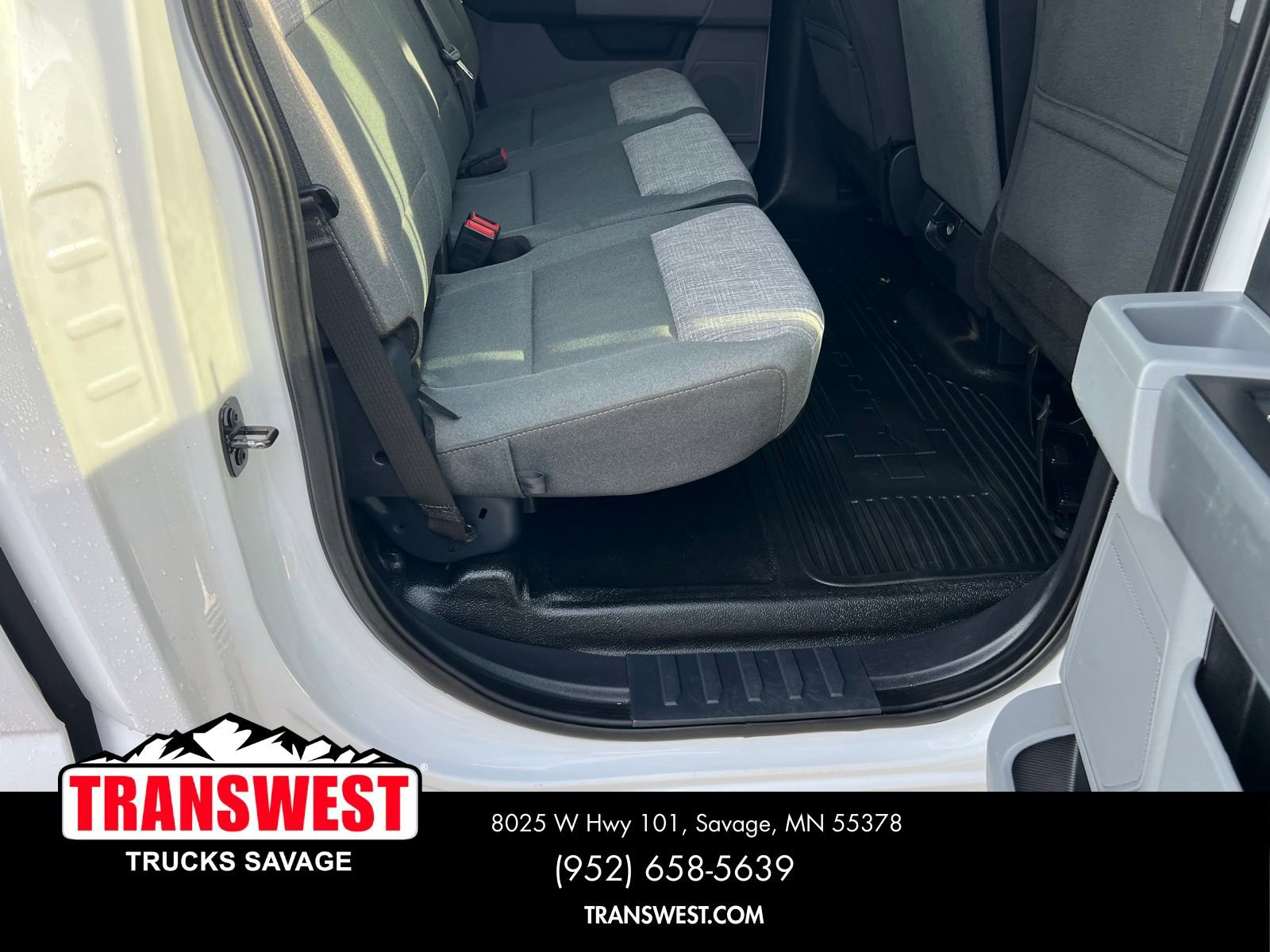 Used 2024 Ford F350 XLT w/ FX4 Off-Road Package image 4