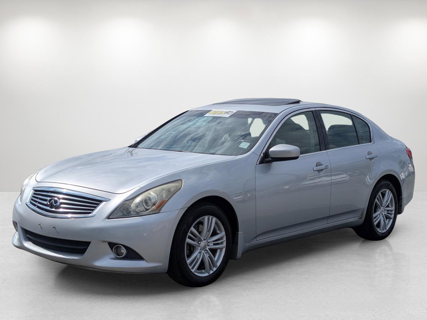 Used 2012 INFINITI G37 x w/ Premium Pkg image 1
