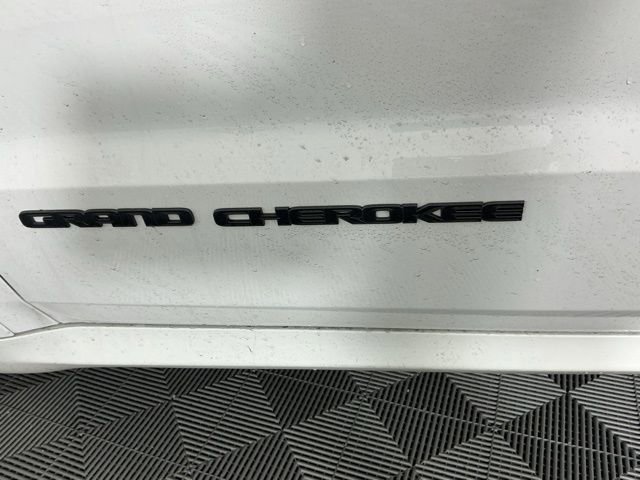 Used 2020 Jeep Grand Cherokee High Altitude AWD/4WD image 19