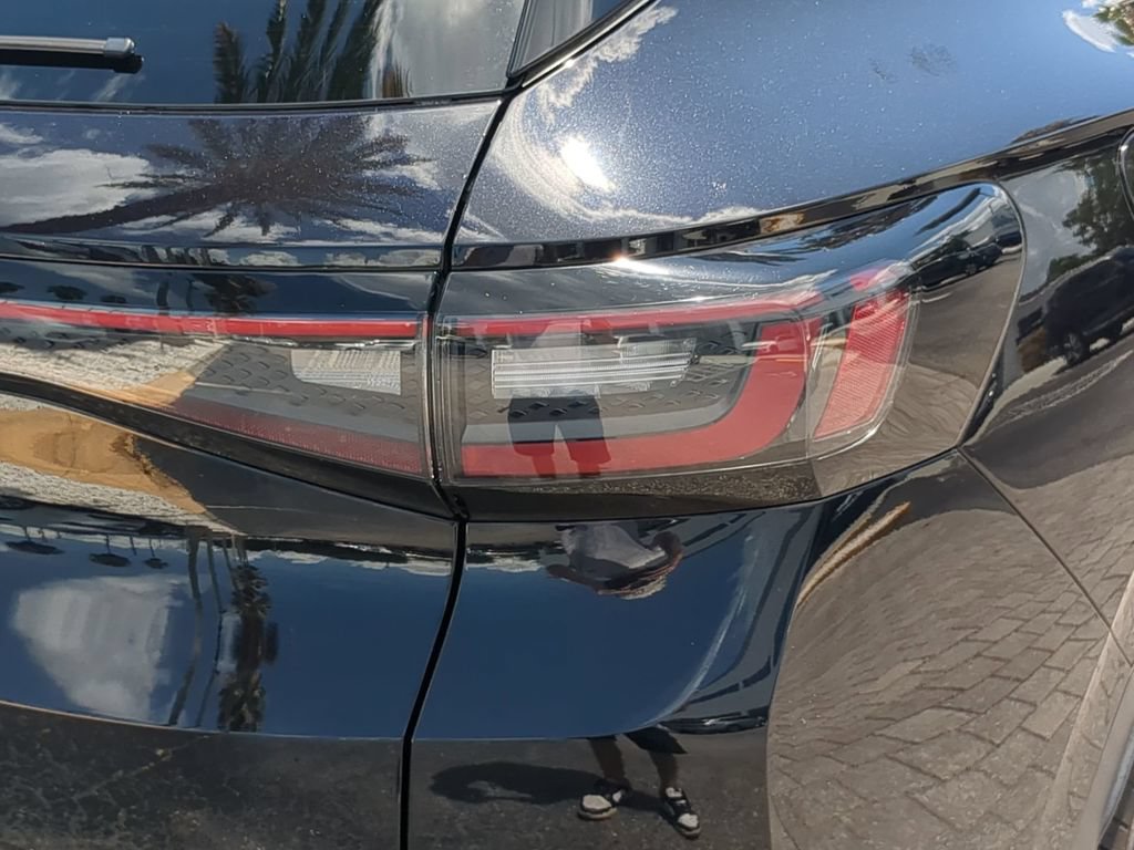 Certified 2023 Volkswagen ID.4 Pro RWD image 8