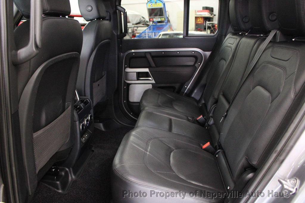 Used 2023 Land Rover Defender 130 SE AWD/4WD image 31