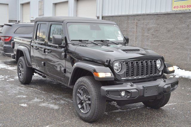 New 2026 Jeep Gladiator Sport image 2