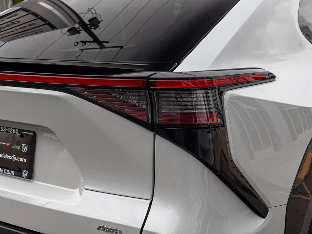 Used 2024 Toyota bZ4X XLE image 36