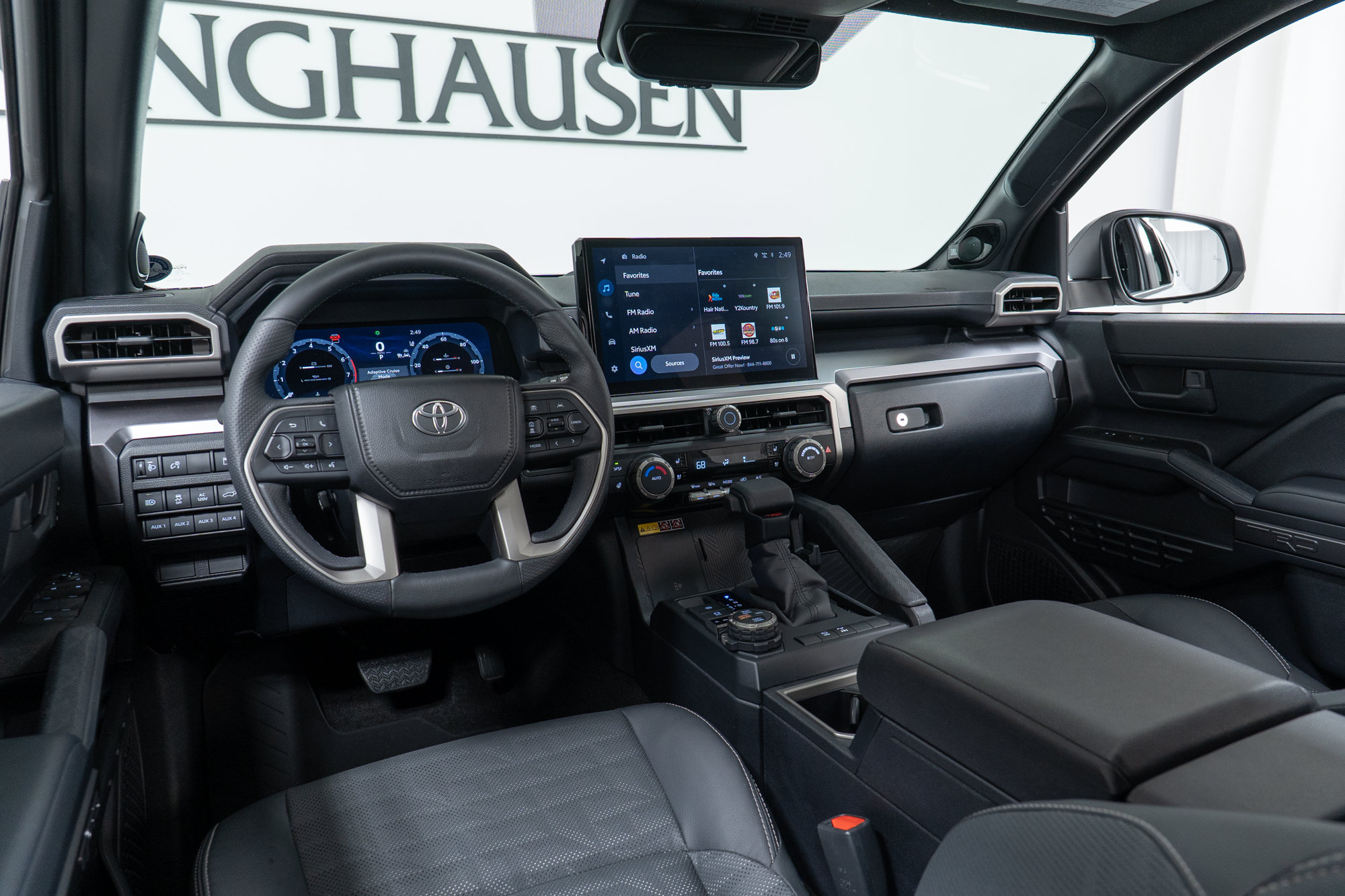 Used 2025 Toyota 4Runner TRD Off-Road Premium AWD/4WD image 18