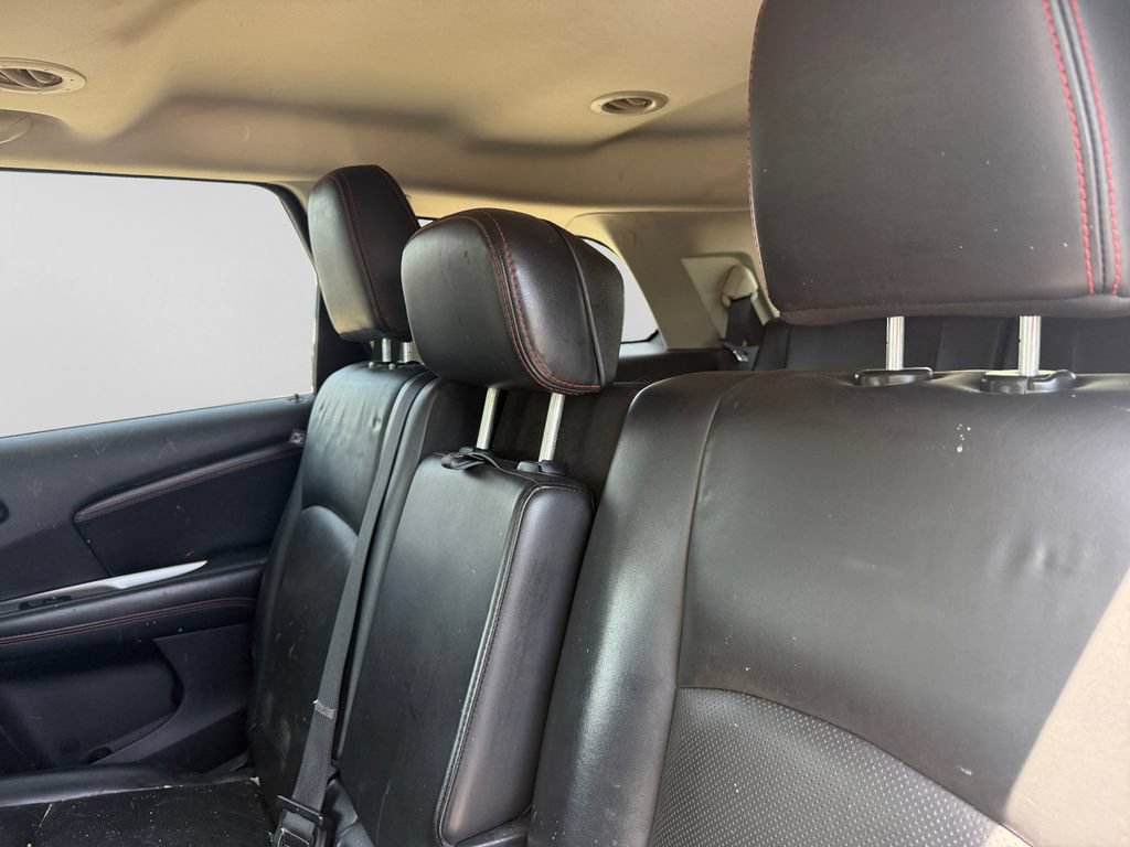 Used 2015 Dodge Journey R/T w/ Flexible Seating Group FWD image 33