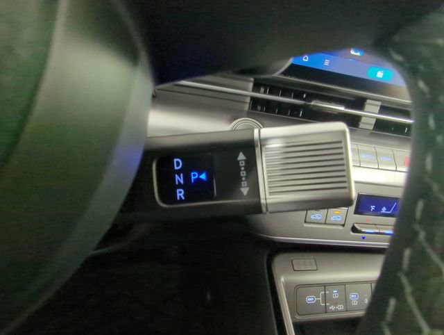 New 2026 Hyundai Kona SEL Premium image 28