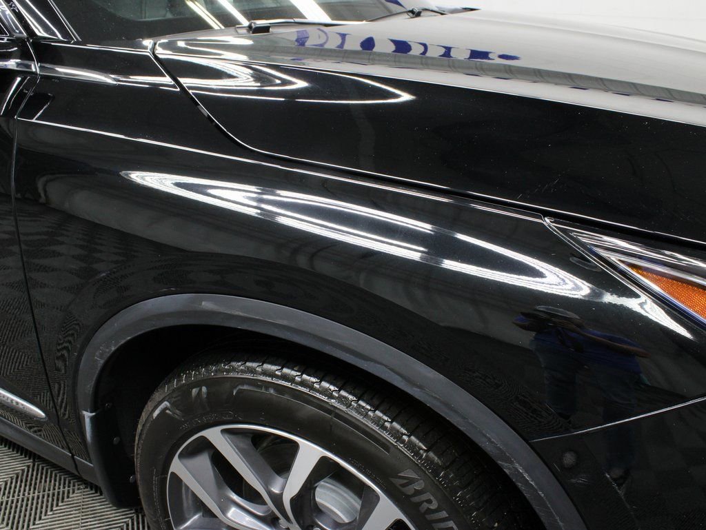 Used 2023 Acura MDX SH-AWD w/ Technology Package image 30