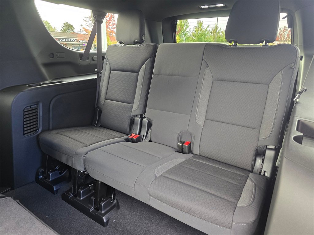 New 2025 Chevrolet Suburban LS w/ Max Trailering Package image 21