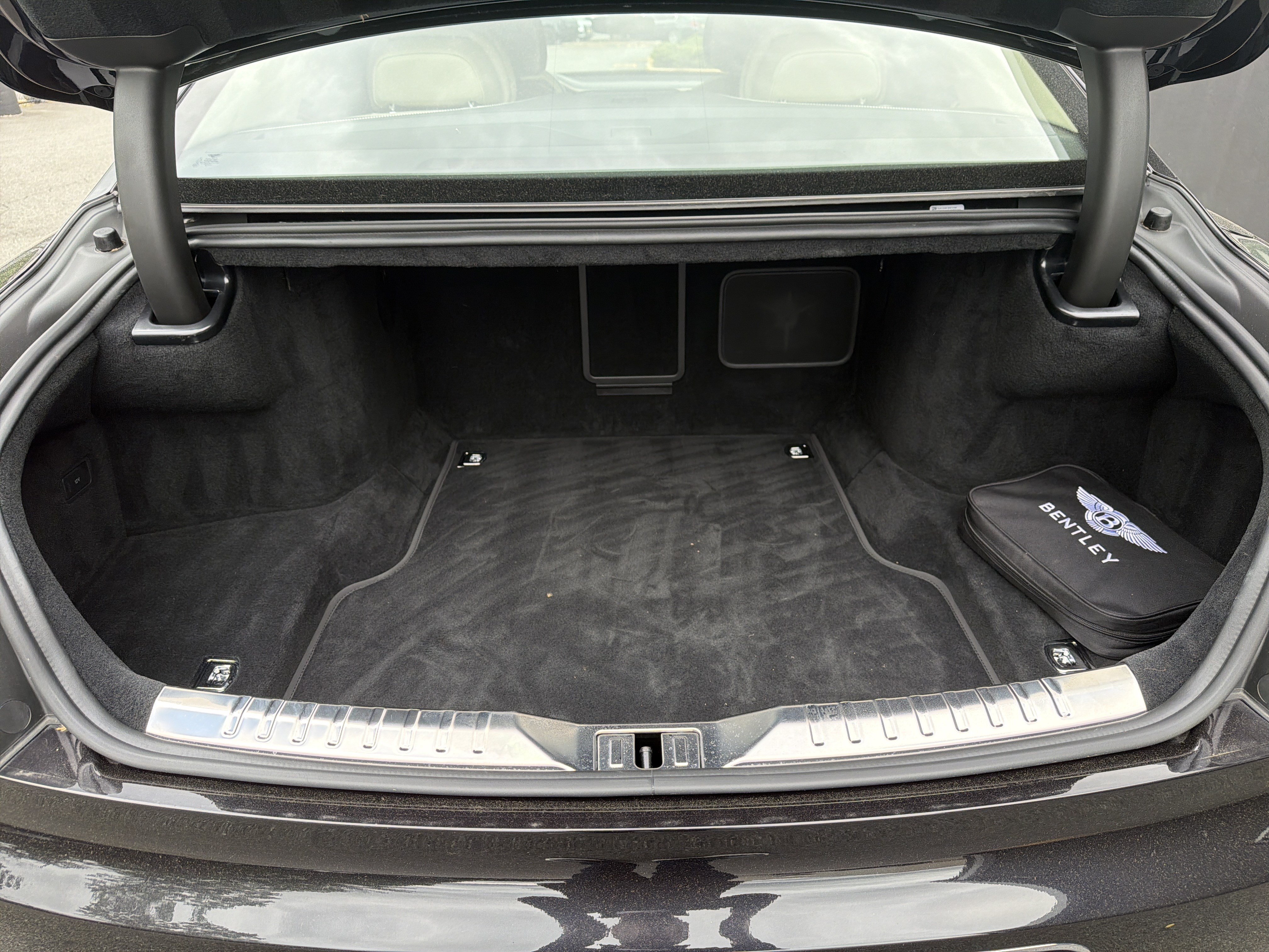 Used 2021 Bentley Flying Spur W12 AWD/4WD image 7