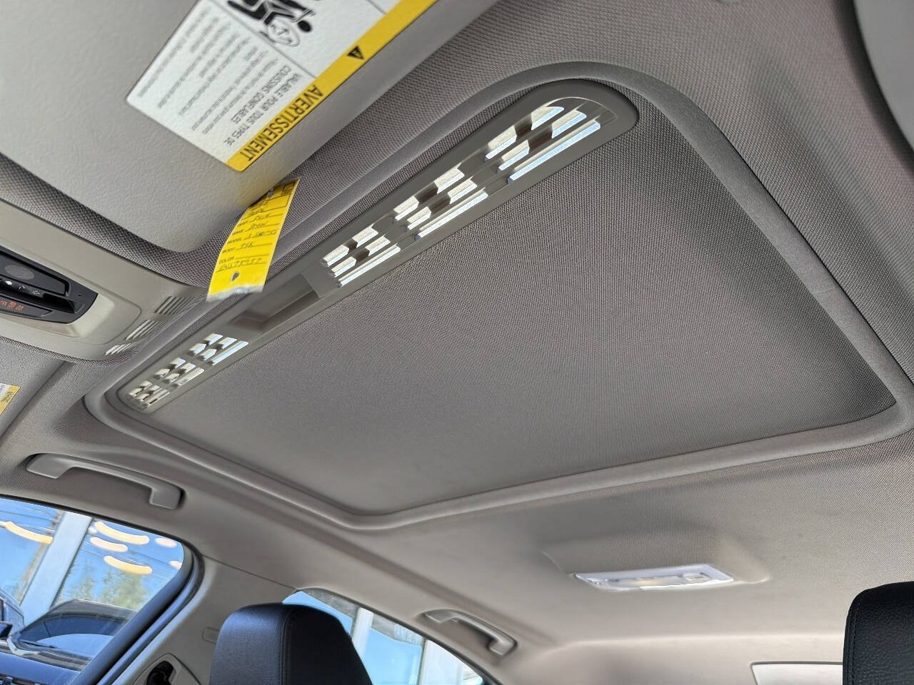 Used 2014 BMW 320i Sedan RWD image 38