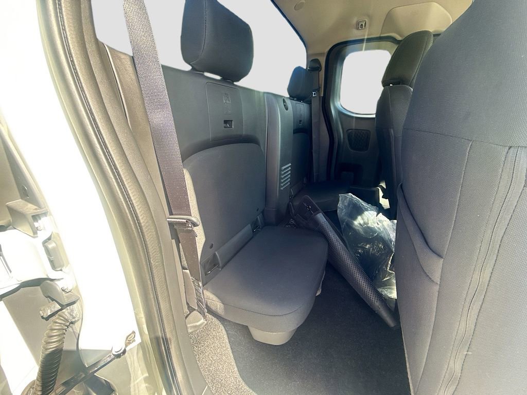Certified 2024 Nissan Frontier SV w/ Technology Package image 25