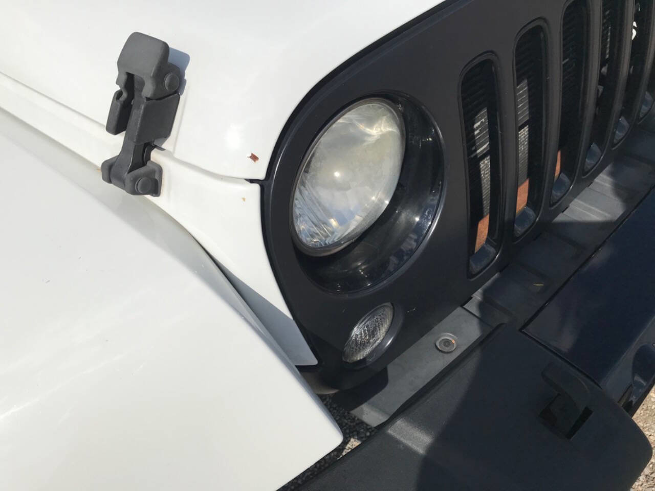 Used 2014 Jeep Wrangler Altitude AWD/4WD image 26