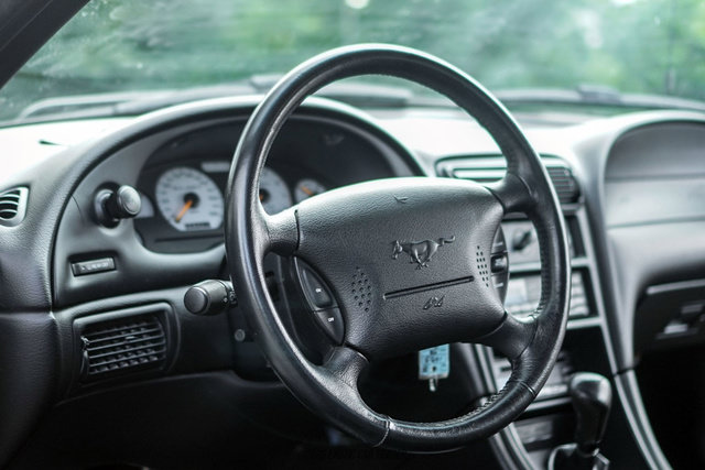 Used 1998 Ford Mustang GT RWD image 21