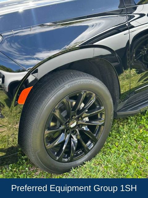 Used 2024 Cadillac Escalade Sport Platinum w/ LPO, ONYX Package AWD/4WD image 5