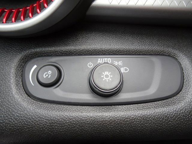 Used 2024 Chevrolet Trax RS w/ Driver Confidence Package FWD image 25