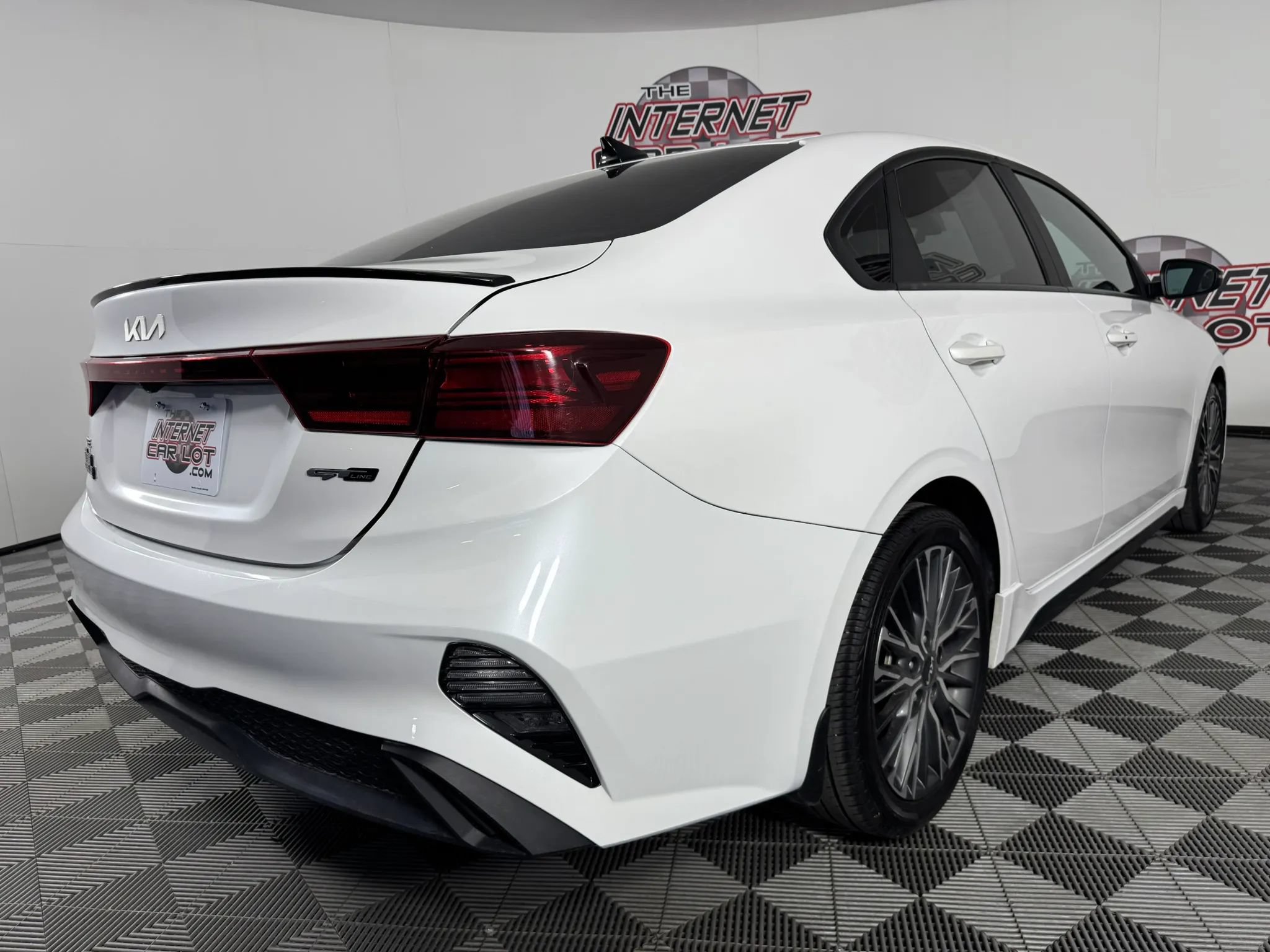 Used 2023 Kia Forte GT-Line w/ GT-Line Premium Package FWD image 29