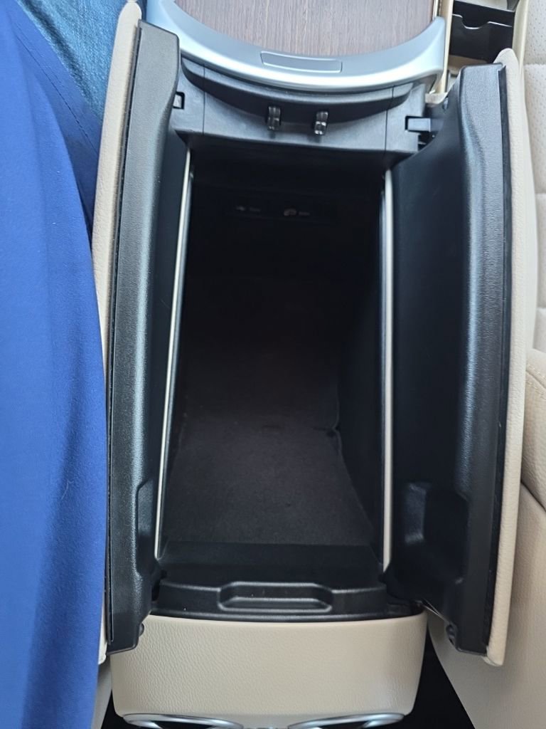 Used 2022 Mercedes-Benz GLC 300 4MATIC image 23