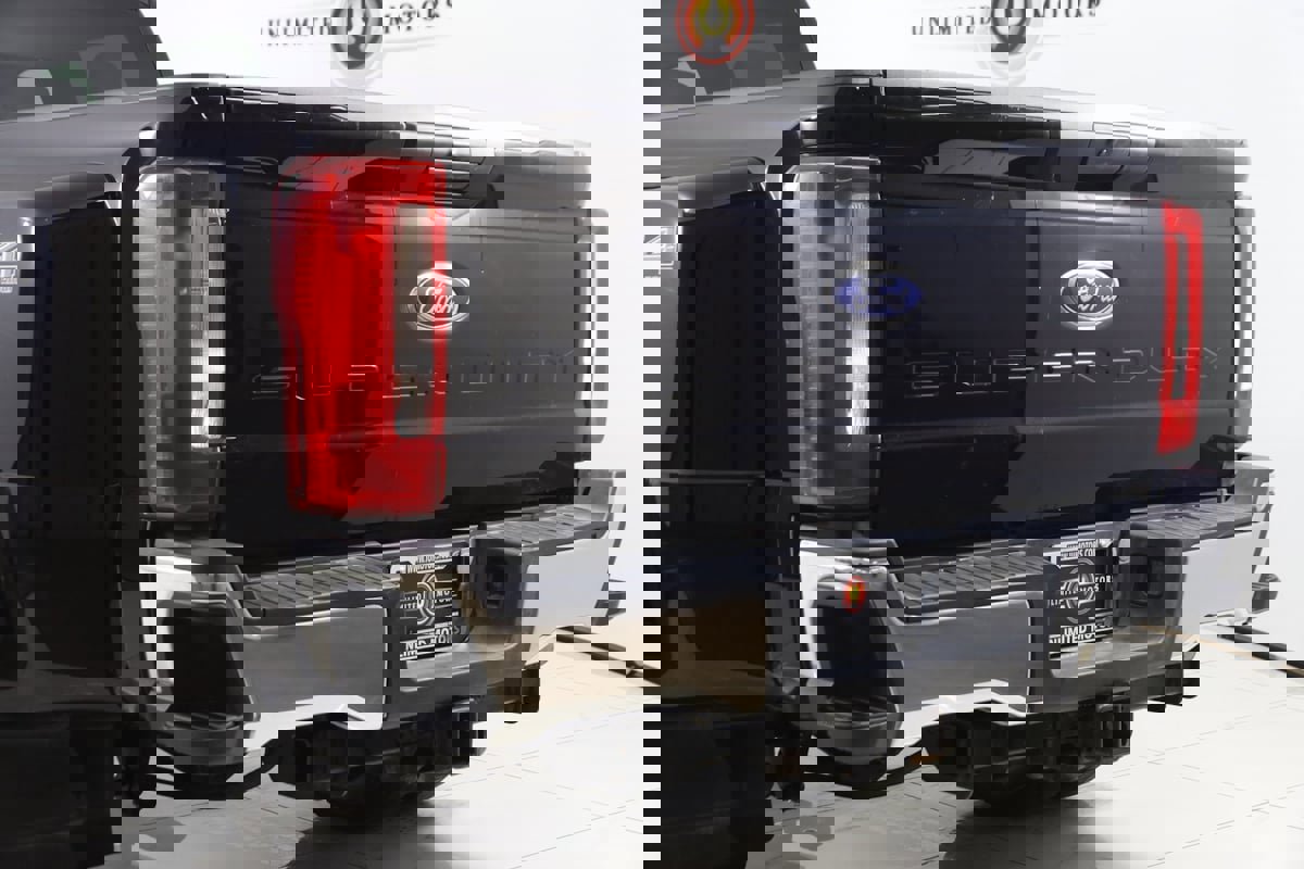 Used 2023 Ford F450 XLT w/ FX4 Off-Road Package image 21