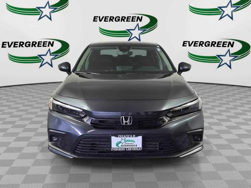 Used 2022 Honda Civic Touring image 2