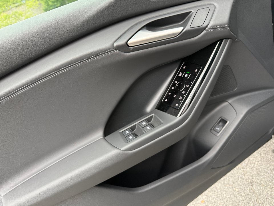 New 2027 Audi Q6 e-tron Premium Plus AWD/4WD image 32
