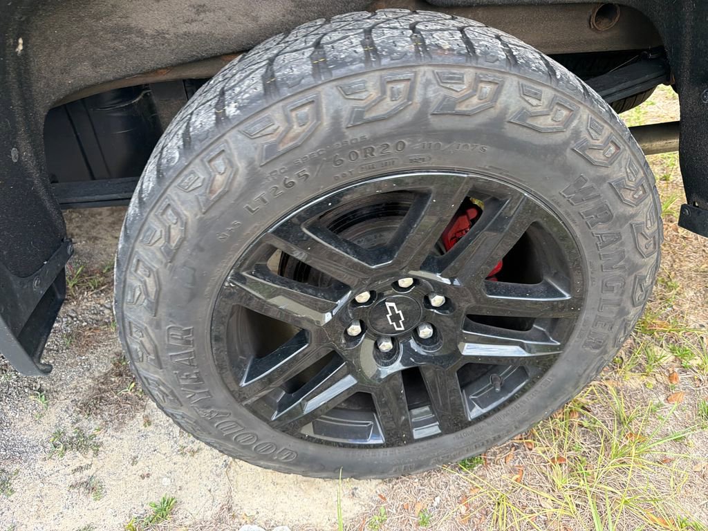 Used 2021 Chevrolet Silverado 1500 LT Trail Boss w/ Convenience Package II AWD/4WD image 11