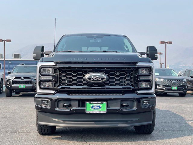 Used 2026 Ford F350 Lariat w/ Black Appearance Package AWD/4WD image 5