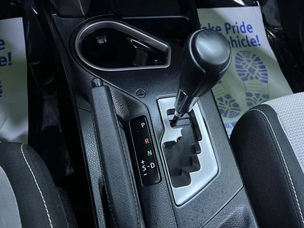 Used 2016 Toyota RAV4 XLE AWD/4WD image 24