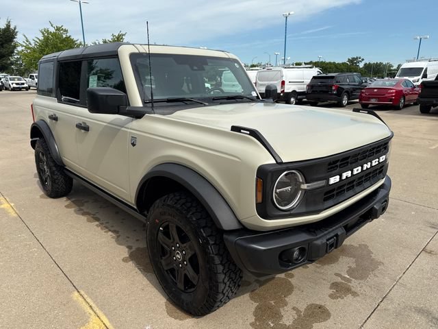 New 2025 Ford Bronco Big Bend w/ Matte Film Protection Package AWD/4WD image 3
