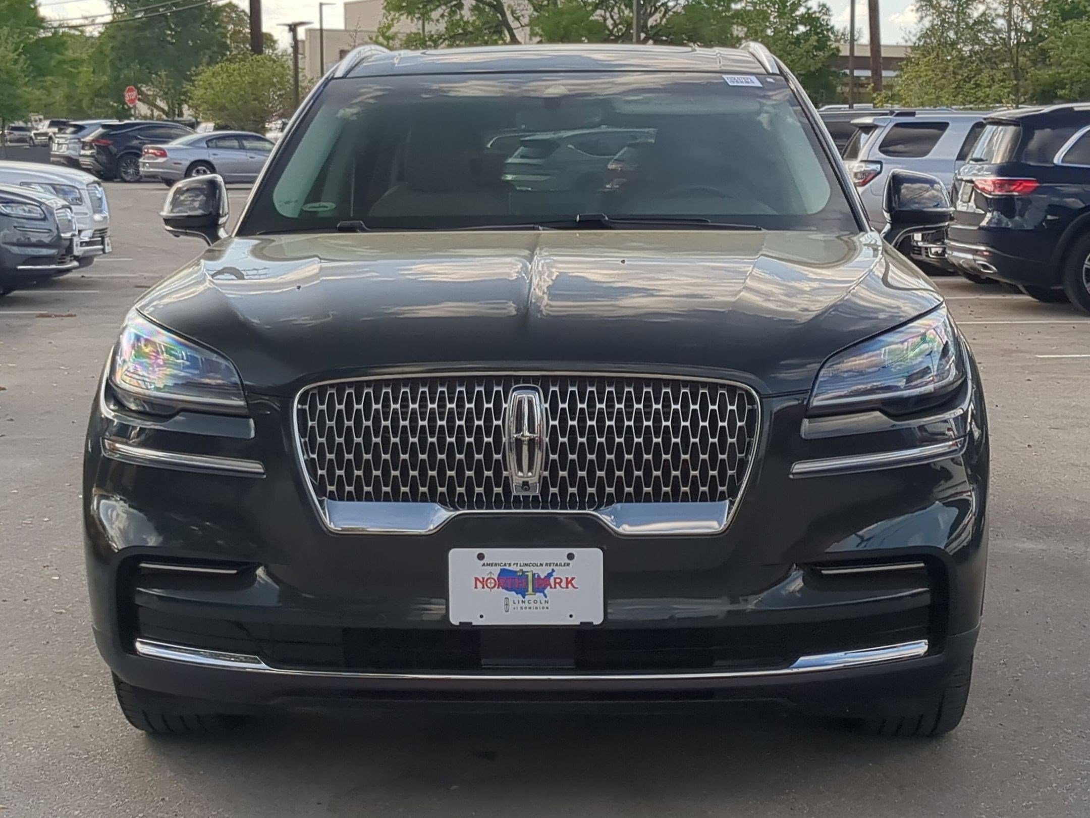 Used 2022 Lincoln Aviator Reserve image 8