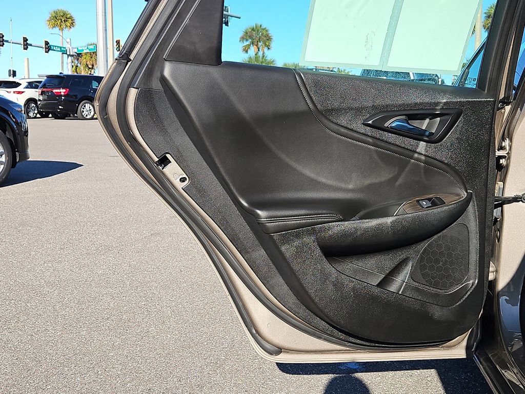 Used 2024 Chevrolet Malibu LT FWD image 14