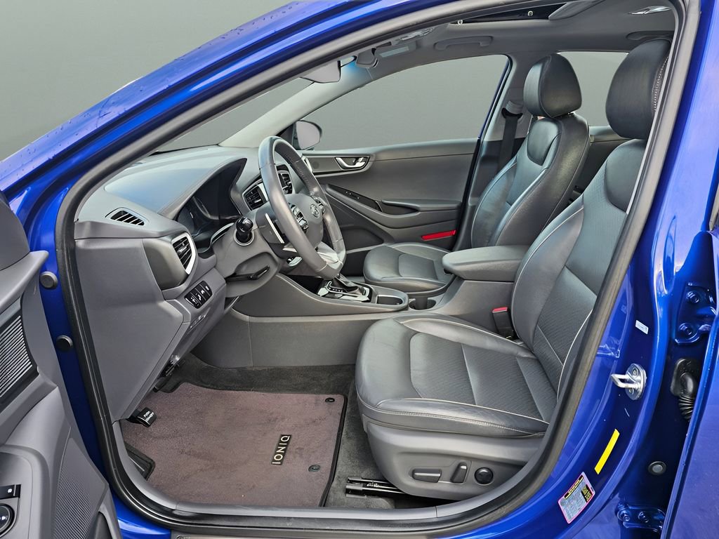 Used 2019 Hyundai Ioniq Limited image 17