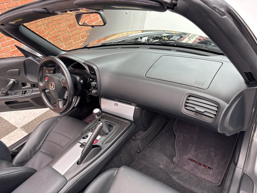 Used 2004 Honda S2000 image 58