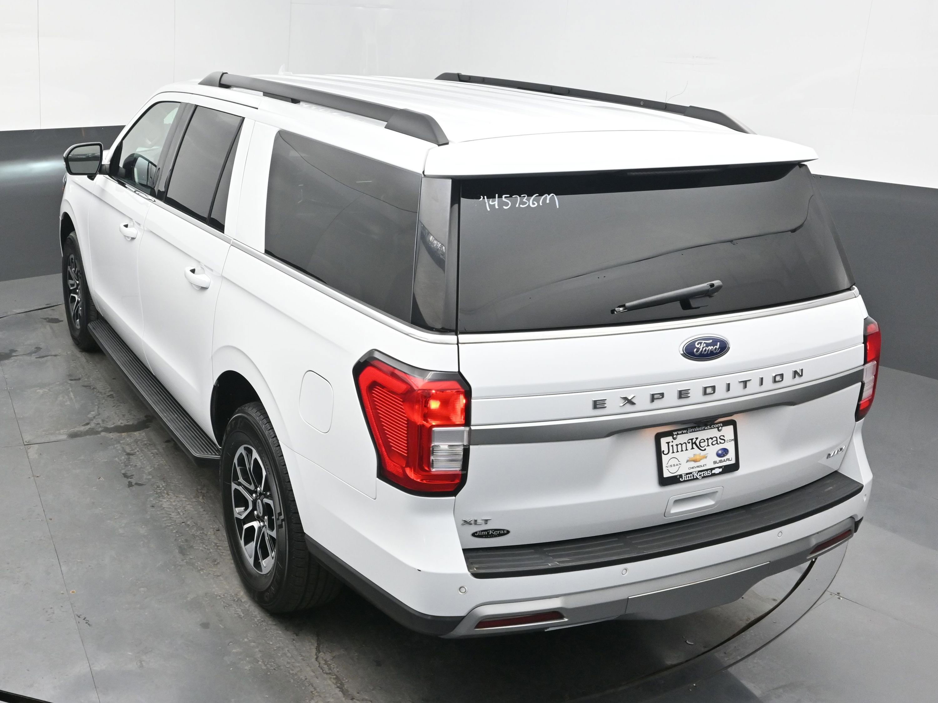 Used 2024 Ford Expedition Max XLT image 36