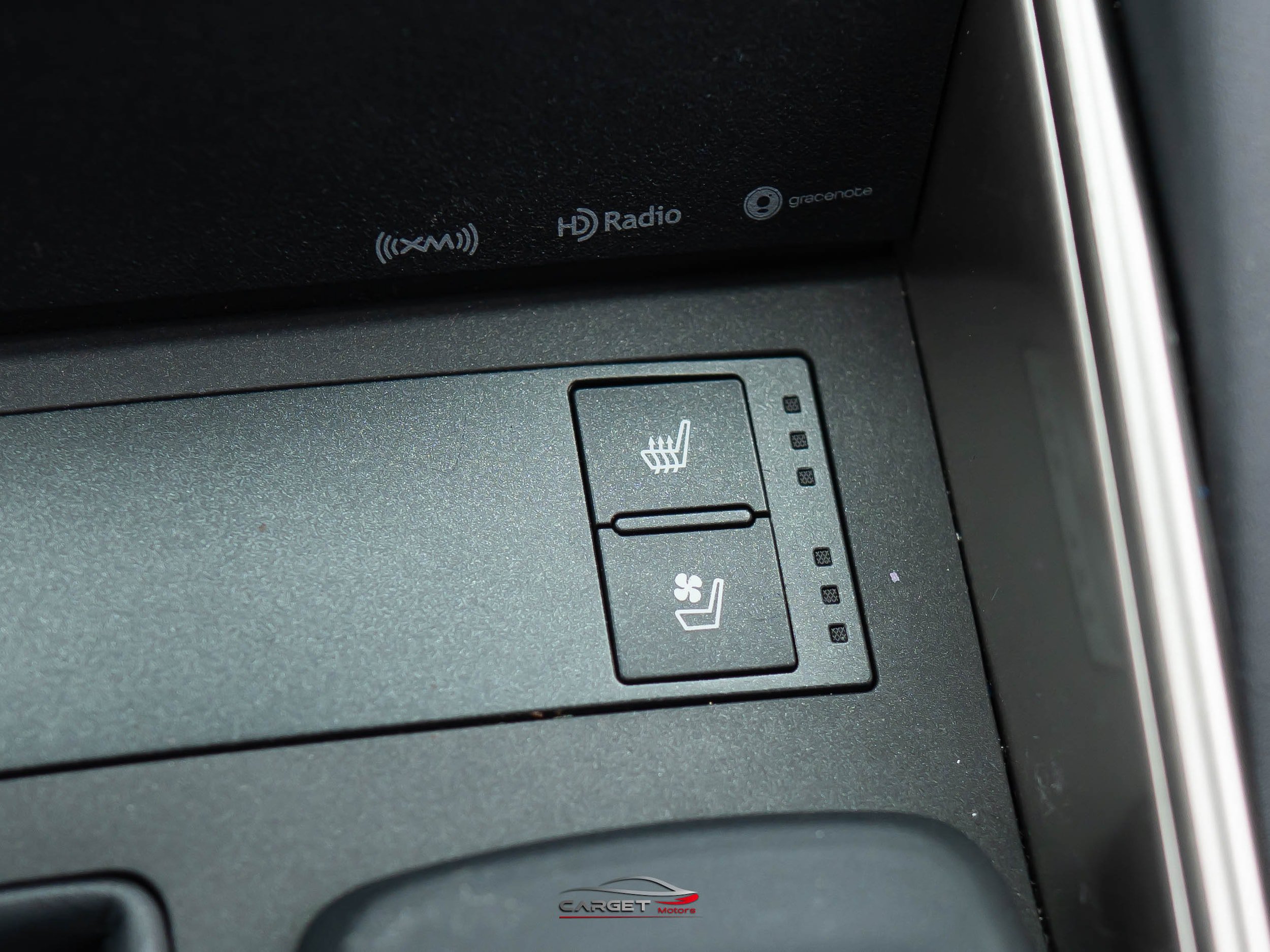 Used 2019 Lexus IS 300 F Sport w/ F Sport Package RWD image 35