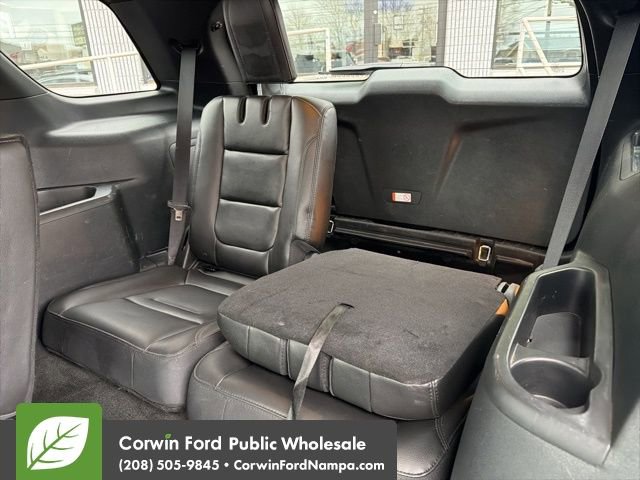 Used 2018 Ford Explorer XLT w/ Equipment Group 202A image 30