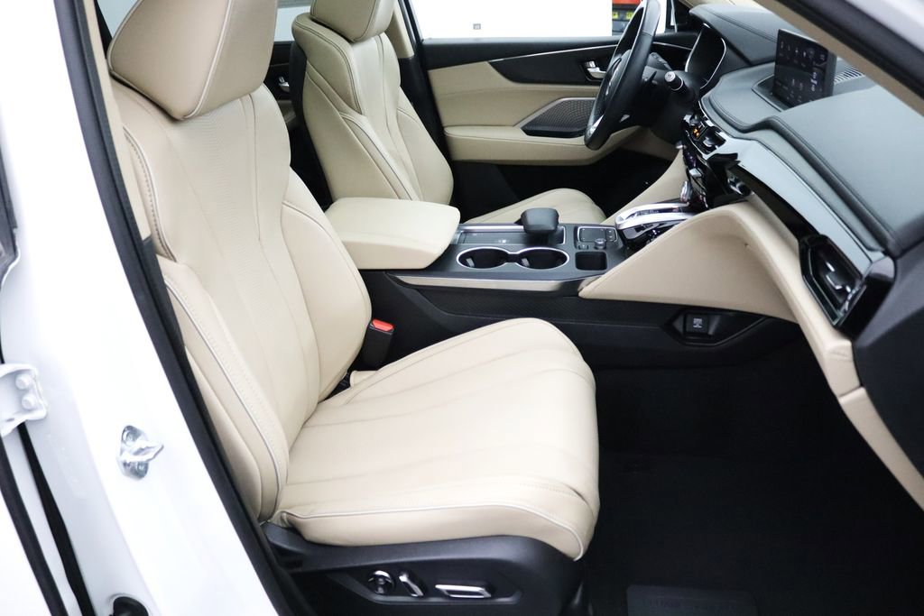 Used 2023 Acura MDX SH-AWD w/ Advance Package image 16